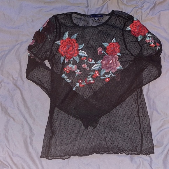 American Eagle Floral Mesh Blouse Size M - Picture 1 of 2